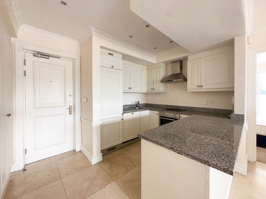 2 Bedroom Property for Sale in Sea Point Western Cape